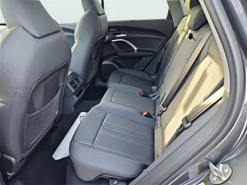 New 2025 Audi Q5 Premium Plus image 24