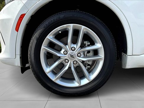 Used 2024 Dodge Durango GT AWD/4WD image 33