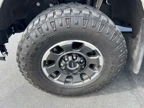 Used 2024 Ford F350 Lariat w/ Lariat Ultimate Package AWD/4WD image 14