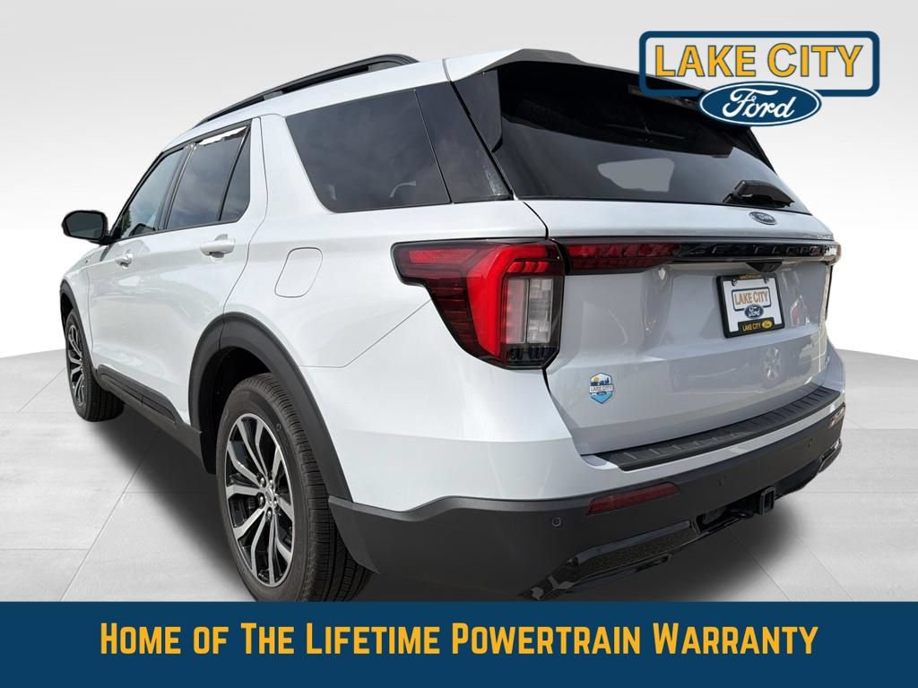 Used 2026 Ford Explorer ST-Line AWD/4WD image 3