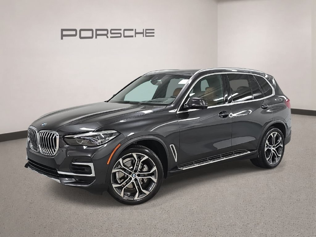 Used 2022 BMW X5 sDrive40i w/ Premium Package RWD image 1