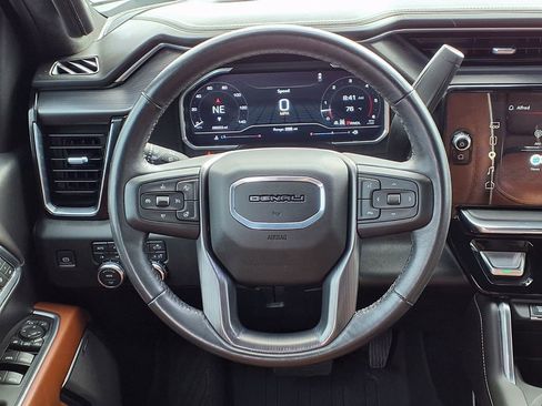 Certified 2024 GMC Sierra 2500 Denali Ultimate w/ Max Trailering Package AWD/4WD image 13