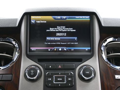 Used 2015 Ford F250 Lariat w/ Lariat Ultimate Package image 33