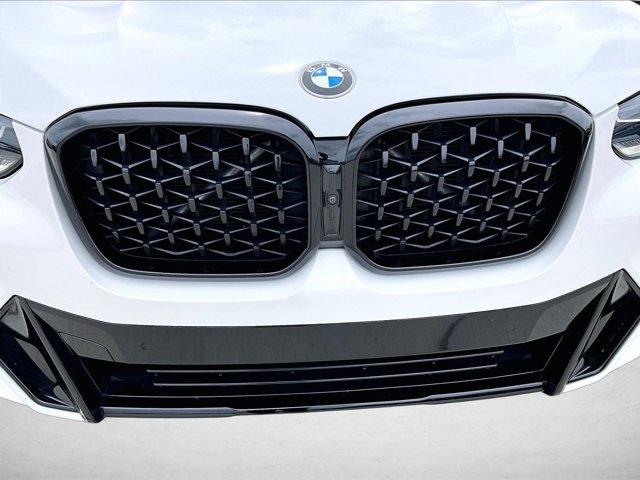 Used 2024 BMW X4 xDrive30i w/ Premium Package AWD/4WD image 29