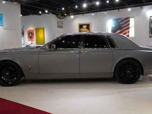 Used 2004 Rolls-Royce Phantom Sedan image 7