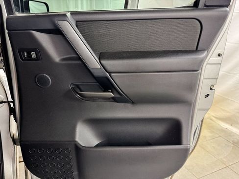 Used 2014 Nissan Titan PRO-4X AWD/4WD image 14