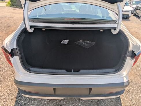 New 2026 Kia K4 FWD image 13