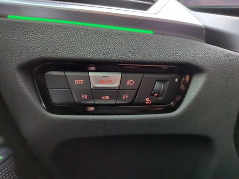 Certified 2024 BMW 330i Sedan w/ Convenience Package image 22