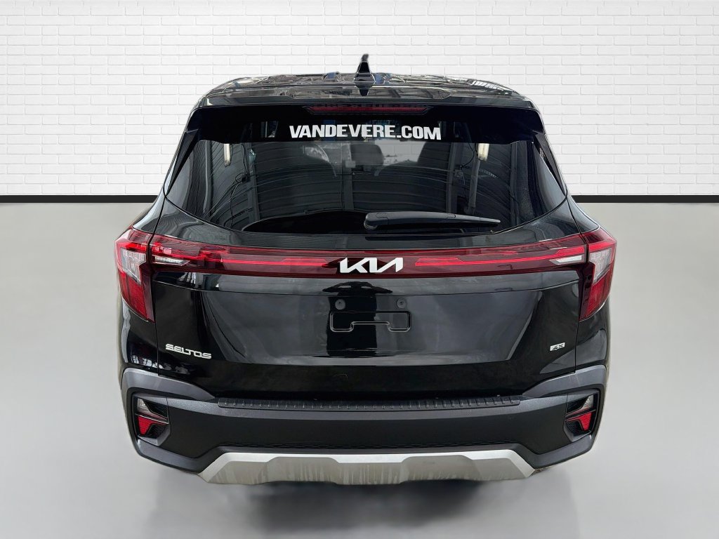 Used 2025 Kia Seltos LX AWD/4WD image 8