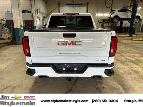 Used 2020 GMC Sierra 1500 AT4 w/ AT4 Premium Package AWD/4WD image 14