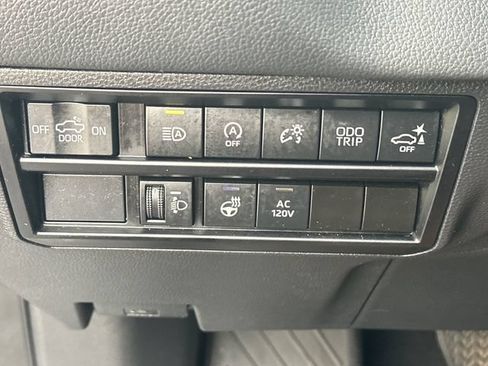 Used 2023 Toyota Tundra Limited w/ Power Package AWD/4WD image 19