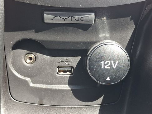 Used 2016 Ford Fiesta SE FWD image 22