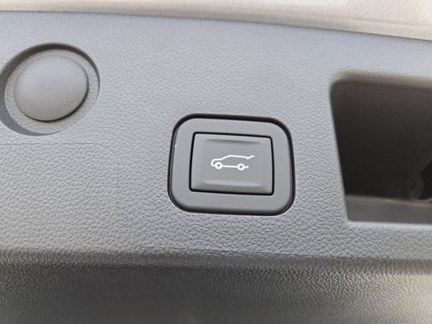 New 2026 GMC Terrain AT4 w/ Convenience Package III AWD/4WD image 22