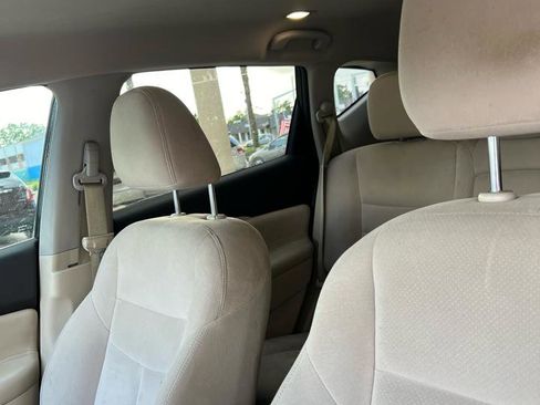 Used 2016 Nissan Murano SV FWD image 6