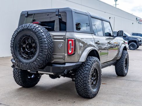 Used 2025 Ford Bronco Outer Banks AWD/4WD image 10