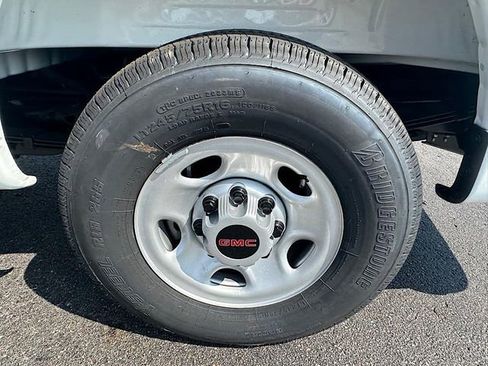 New 2025 GMC Savana 2500 w/ Enhanced Convenience Package image 23