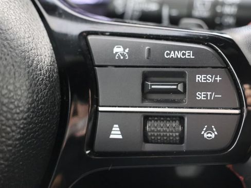 Used 2025 Honda Pilot Black Edition image 12