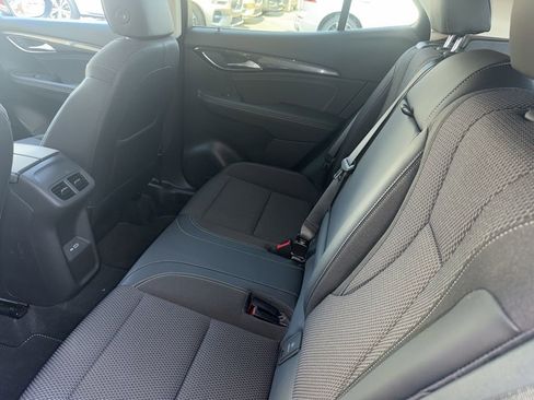 Used 2023 Buick Envision Preferred image 3