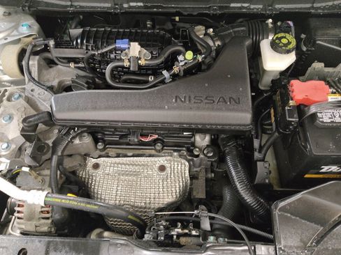 Used 2018 Nissan Rogue SV AWD/4WD image 30