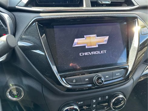 Certified 2023 Chevrolet TrailBlazer LT w/ Convenience Package image 9