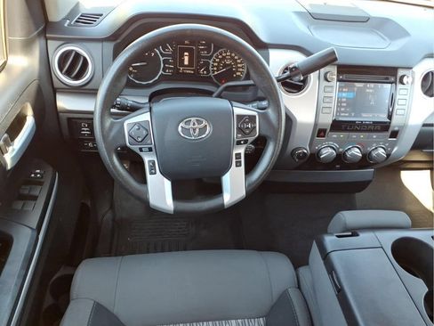Used 2019 Toyota Tundra SR5 AWD/4WD image 14