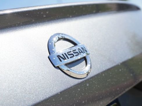 Used 2022 Nissan Altima 2.5 SV FWD image 12