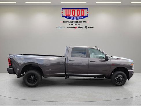 New 2026 RAM 2500 Limited AWD/4WD image 2