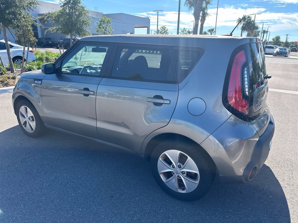 Used 2015 Kia Soul FWD image 4