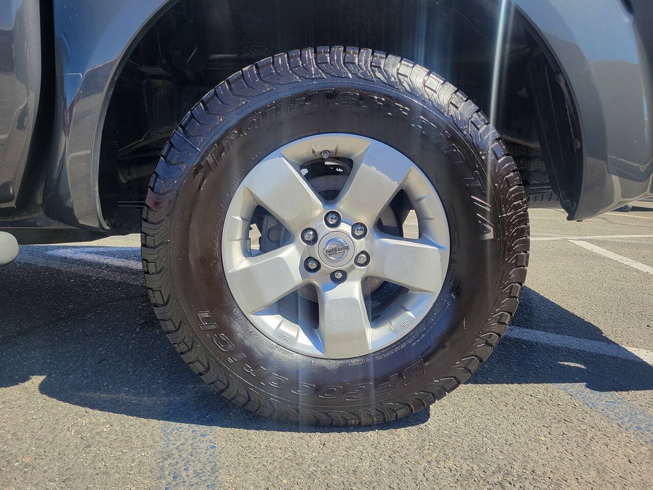 Used 2011 Nissan Frontier SV RWD image 12