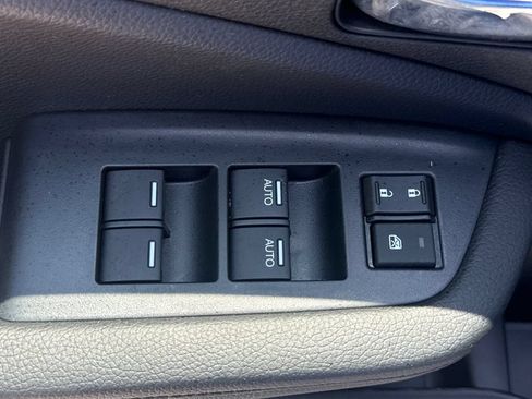 Used 2022 Honda Pilot Special Edition image 14