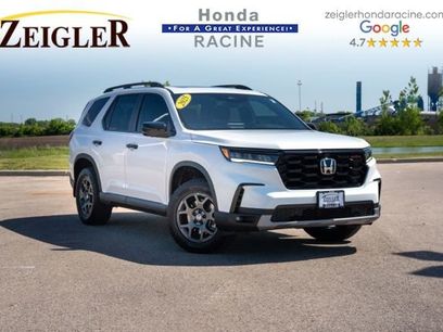 Used 2025 Honda Pilot TrailSport