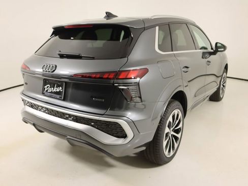 New 2026 Audi Q3 quattro 2.0T image 5