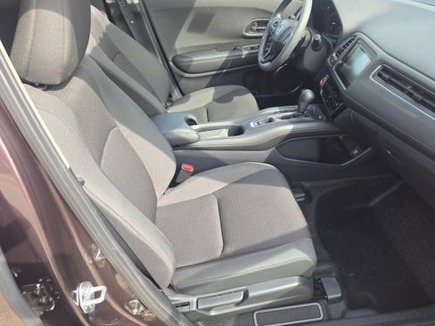 Used 2022 Honda HR-V EX image 7