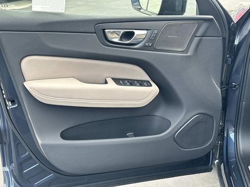 New 2026 Volvo XC60 B5 Plus w/ Climate Package PRO image 11