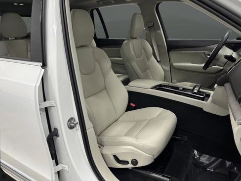 Used 2024 Volvo XC90 B6 Plus w/ Protection Package Premier AWD/4WD image 30