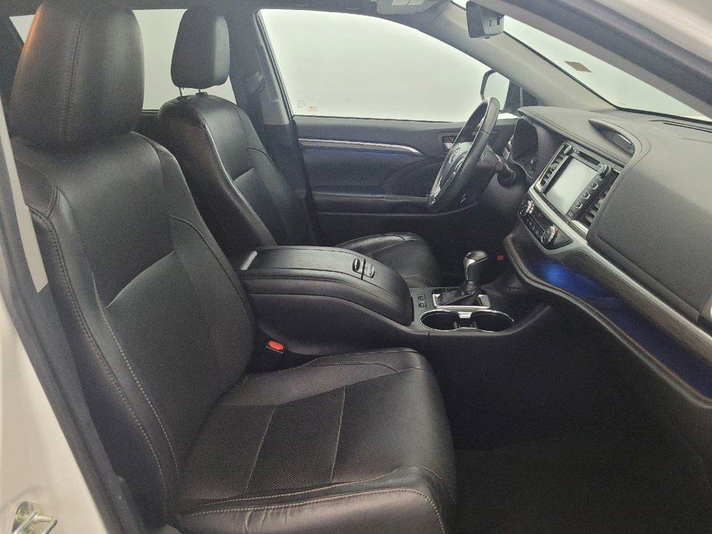 Used 2019 Toyota Highlander Limited Platinum AWD/4WD image 21