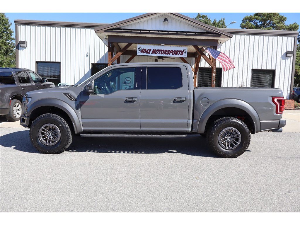 Used 2020 Ford F150 Raptor w/ Equipment Group 802A Luxury AWD/4WD image 2