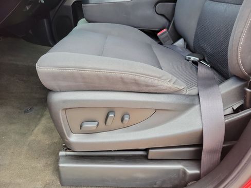 Used 2018 Chevrolet Silverado 1500 LT w/ All Star Edition AWD/4WD image 5