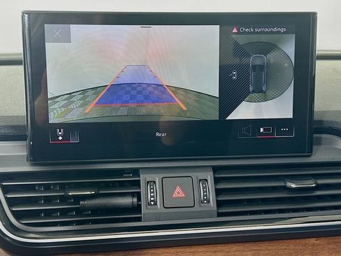 Used 2022 Audi Q5 2.0T Premium Plus w/ Premium Plus Package image 13