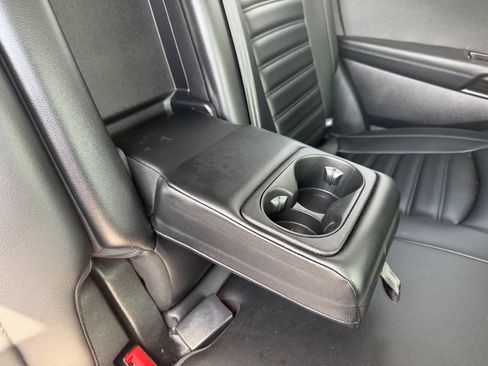 Used 2019 Ford Edge SEL w/ Equipment Group 201A FWD image 38