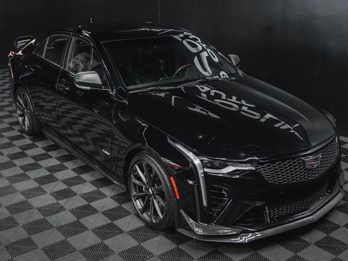 Used 2022 Cadillac CT4 V Blackwing w/ Carbon Fiber 1 Package RWD image 21