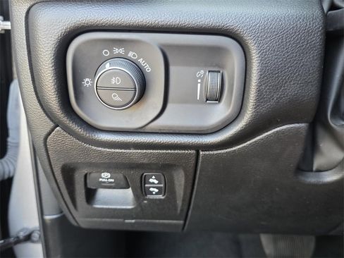 Used 2022 RAM 1500 Big Horn image 24