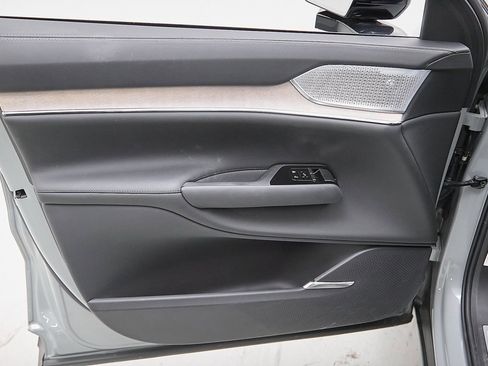 Certified 2025 Volvo EX90 Ultra image 11