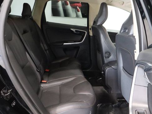 Used 2013 Volvo XC60 T6 AWD/4WD image 11