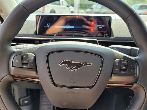 New 2025 Ford Mustang Mach-E Premium image 20
