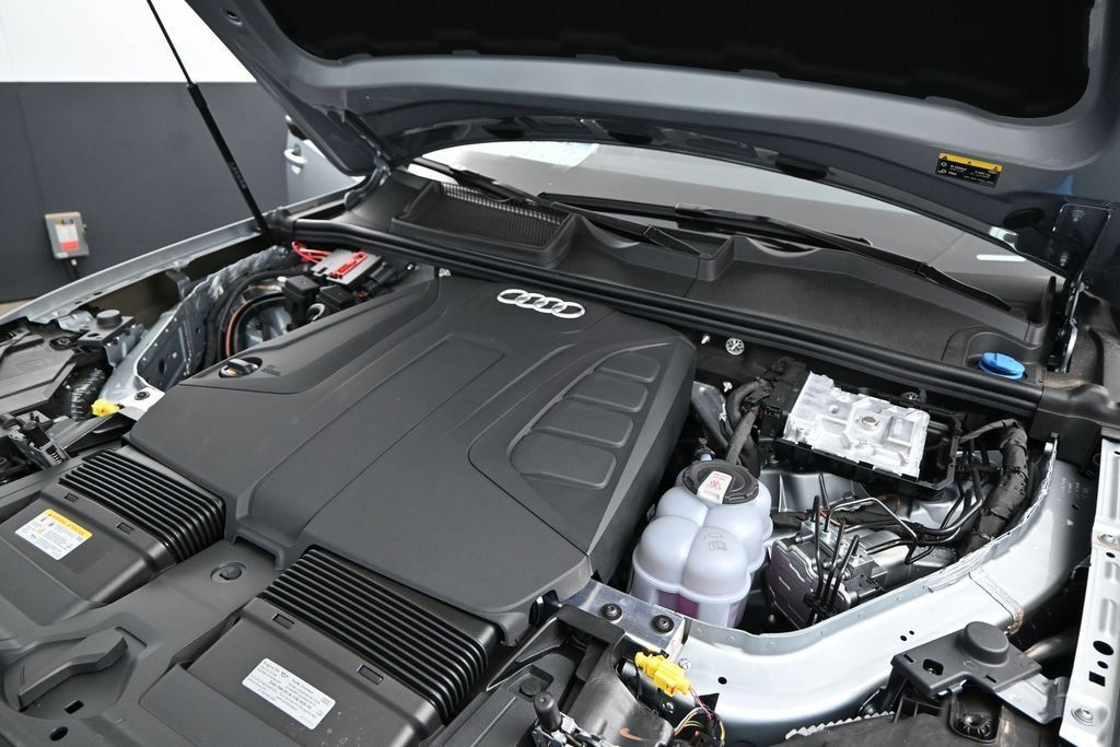 New 2026 Audi Q7 2.0T Premium AWD/4WD image 22