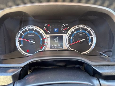 Used 2018 Toyota 4Runner SR5 image 21