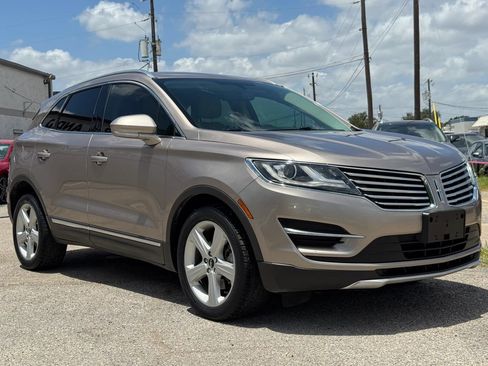 Used 2018 Lincoln MKC Premiere FWD image 9