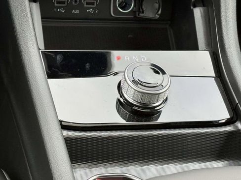 New 2025 Jeep Grand Cherokee Altitude AWD/4WD image 22