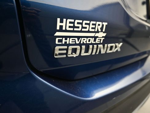 Used 2023 Chevrolet Equinox LT image 36